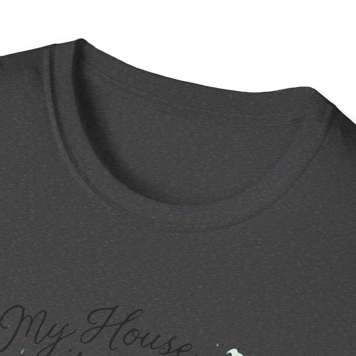 House Full of Animals T-Shirt – Funny Pet Lover Gift for Dog & Cat Owners